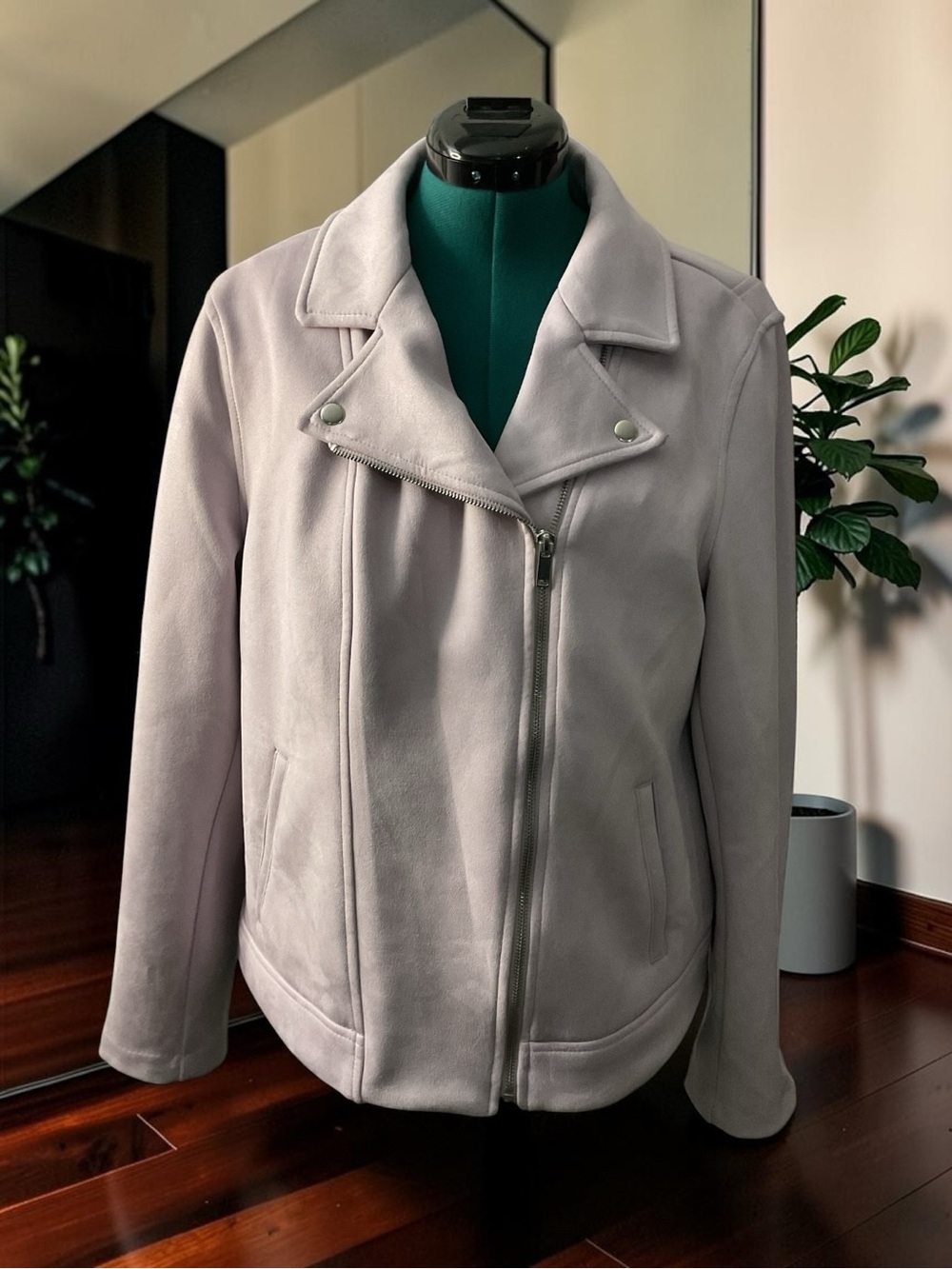 Old Navy Lavender Suede-Look Moto Jacket P:23” L:24.5”